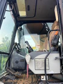 Купить Подержанный Экскаватор Caterpillar CT360-8 / 4 Купить Подержанный Экскаватор Caterpillar CT360-8 / 4