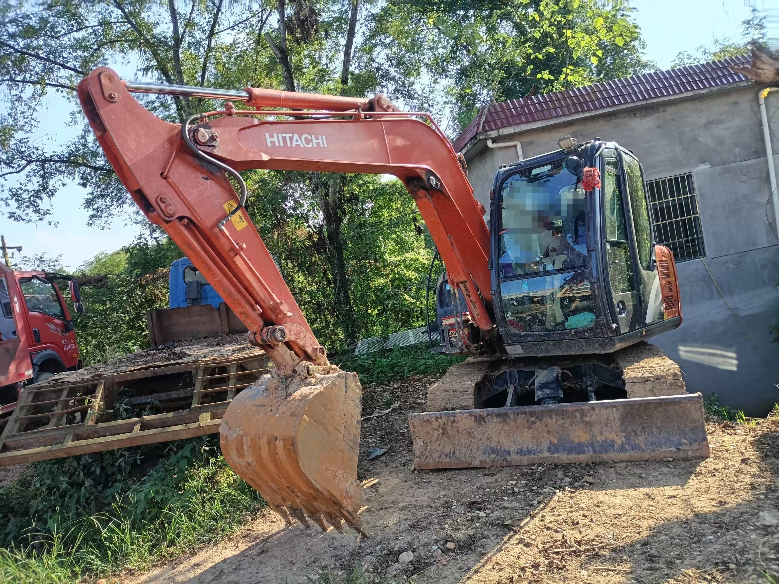 Buy Hitachi ZX65USB-3F Used Excavator / 3