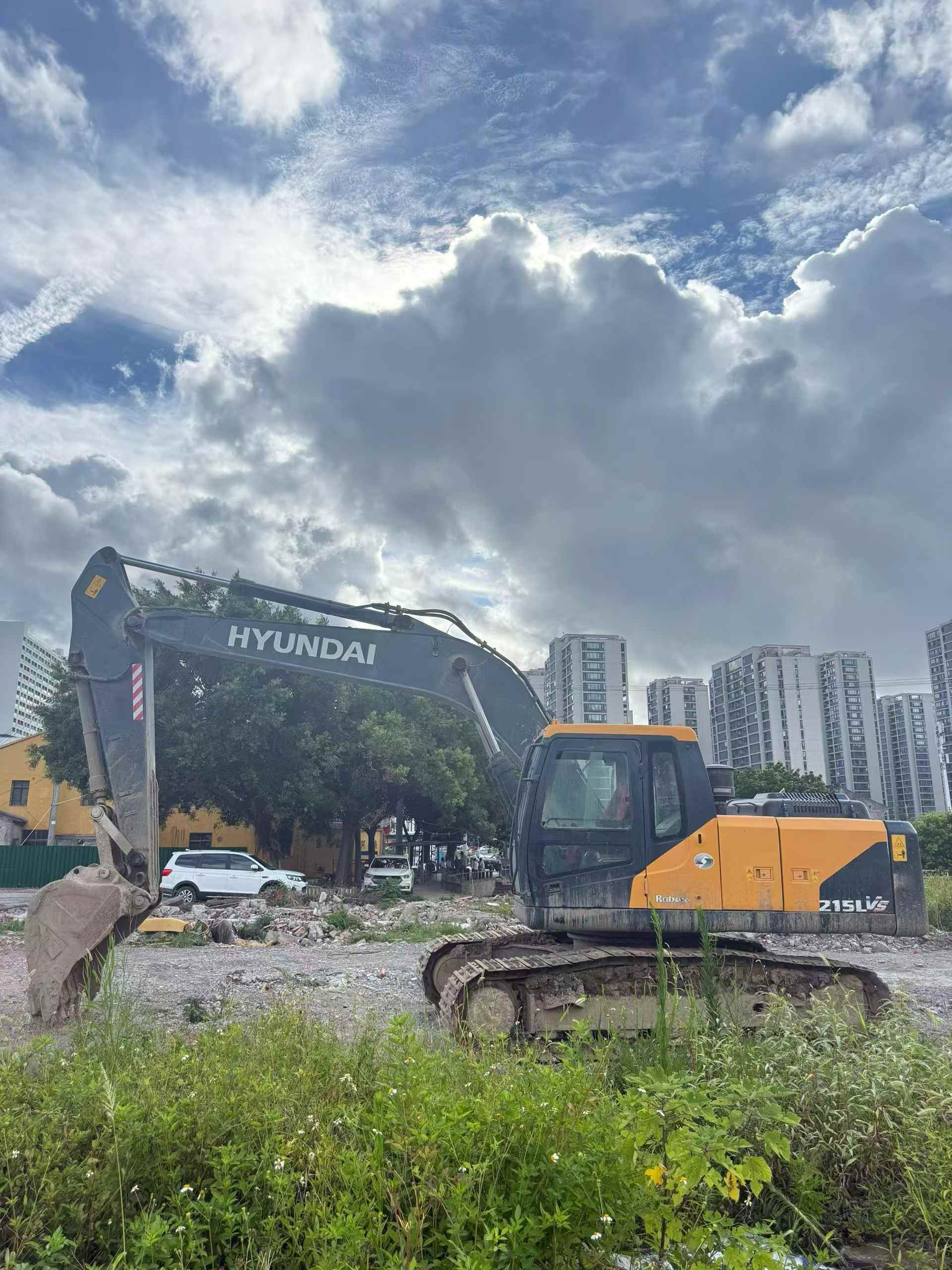 Comprar Hyundai R215VS Usado Excavadora