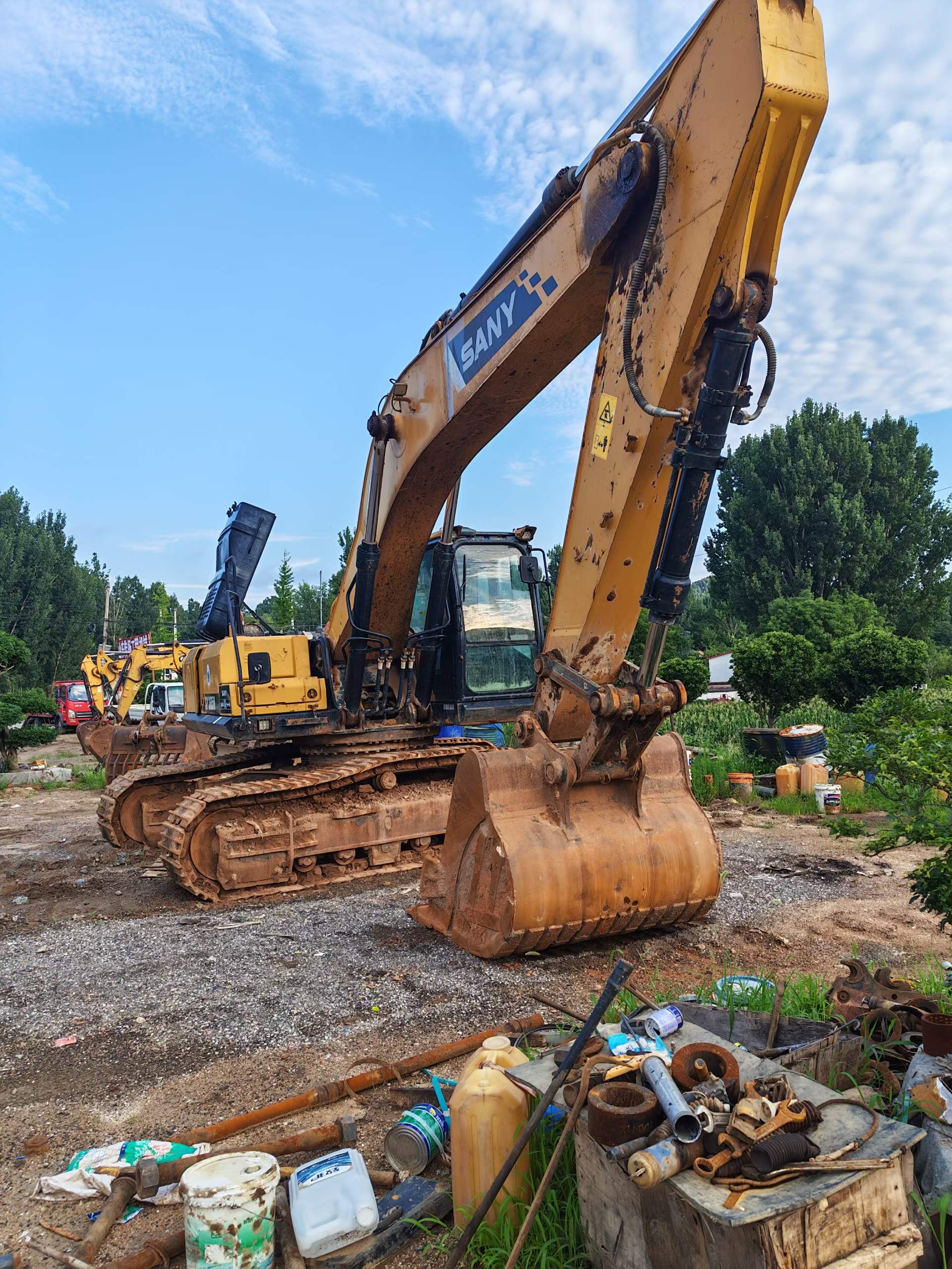 Buy Sany SY305C Used Excavator / 6