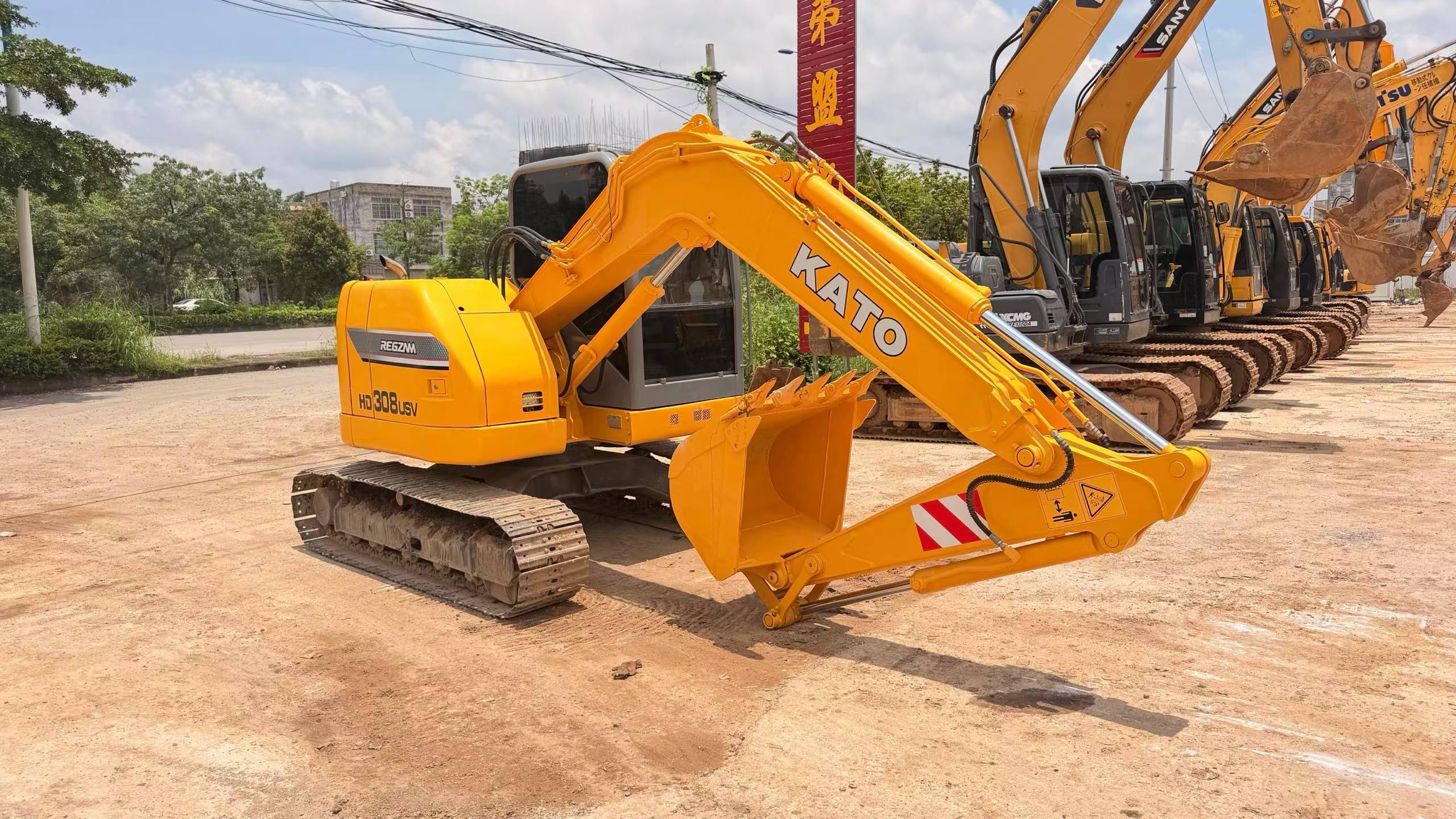 Buy Kato HD308R Used Excavator / 6 Buy Kato HD308R Used Excavator / 6