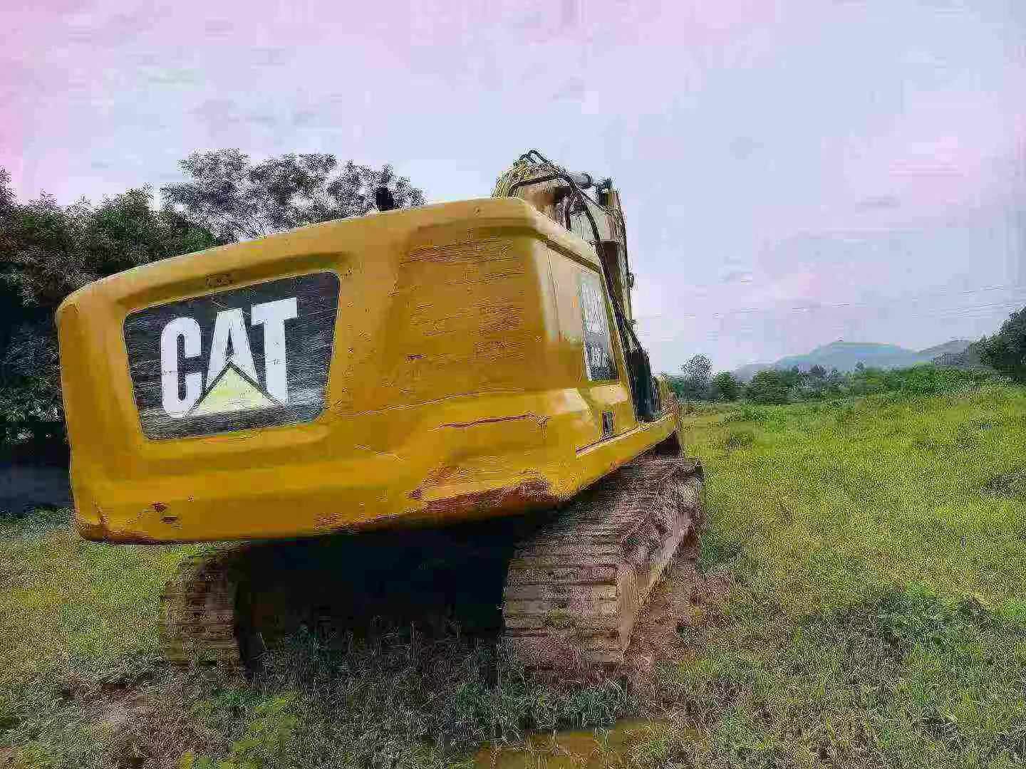 Buy Caterpillar 330B Used Excavator / 3