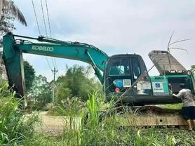 Acheter Pelle Kobelco SK200-2 d'occasion / 3 Acheter Pelle Kobelco SK200-2 d'occasion / 3