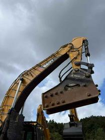 Buy Sany SY650HB Used Excavator / 5 Buy Sany SY650HB Used Excavator / 5