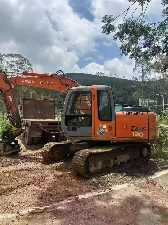 Buy Hitachi ZX110 Used Excavator / 1