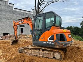 Buy Doosan DH60 Used Excavator / 2 Buy Doosan DH60 Used Excavator / 2