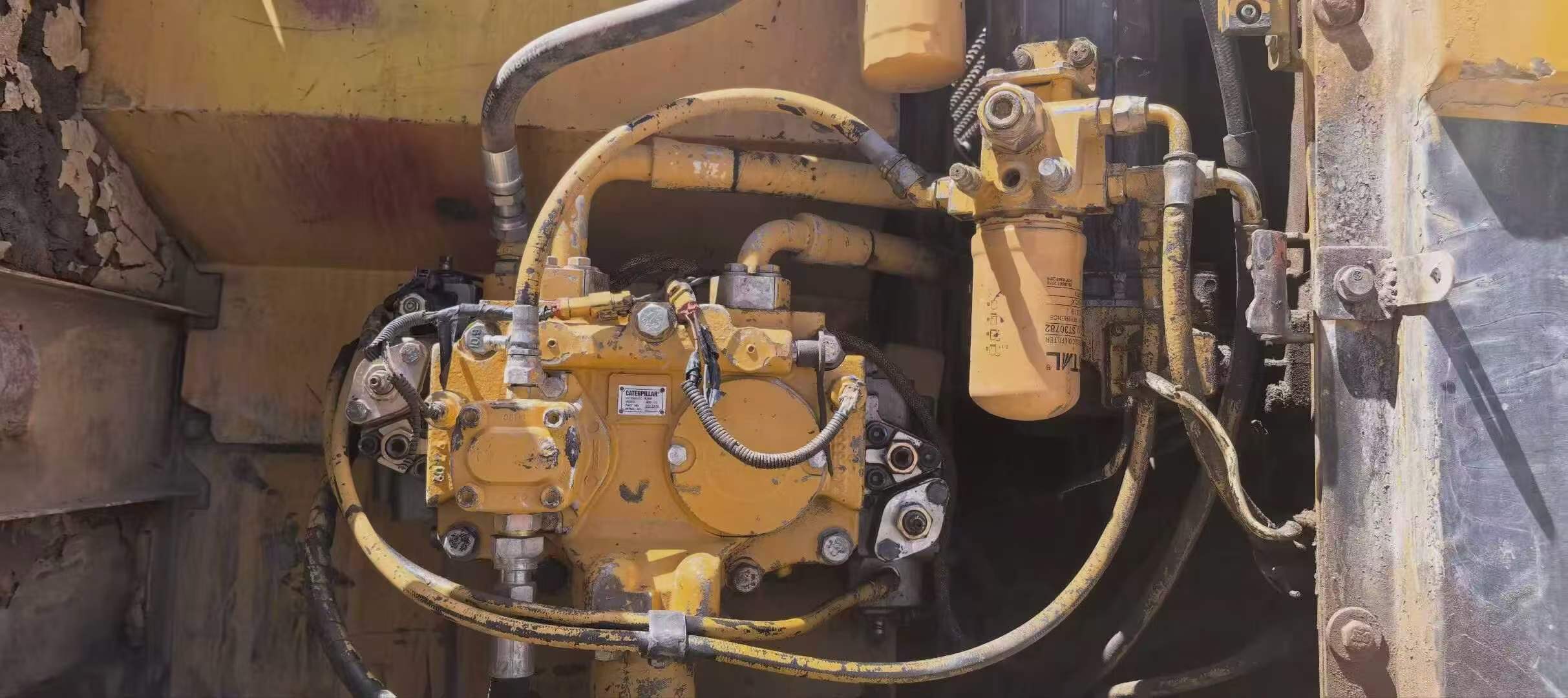 Buy Caterpillar 320C Used Excavator / 5