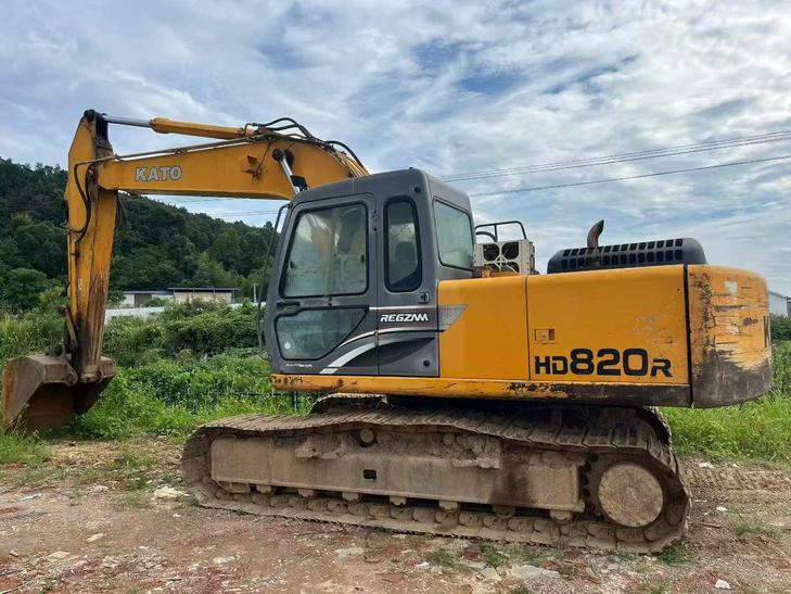Buy Kato Used Excavator / 1