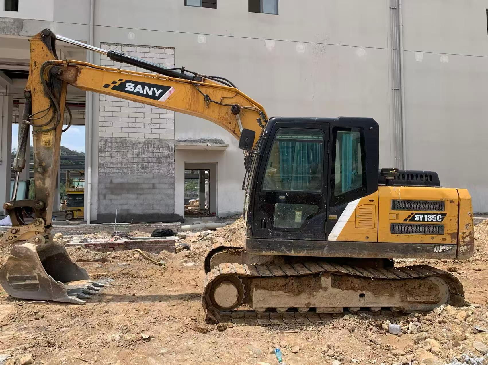 Buy Sany SY135 Used Excavator / 2 Buy Sany SY135 Used Excavator / 2