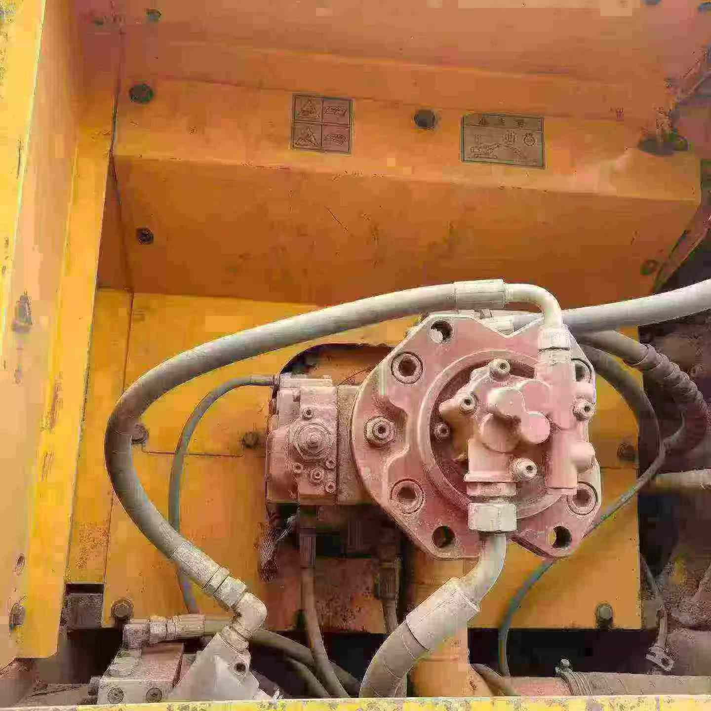 Buy Hyundai R215-7C Used Excavator / 6 Buy Hyundai R215-7C Used Excavator / 6
