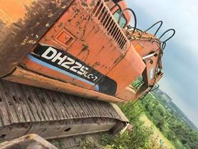 Buy Doosan DH225-7 Used Excavator / 2 Buy Doosan DH225-7 Used Excavator / 2