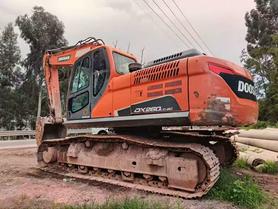 Buy Doosan DH220 Used Excavator / 2 Buy Doosan DH220 Used Excavator / 2