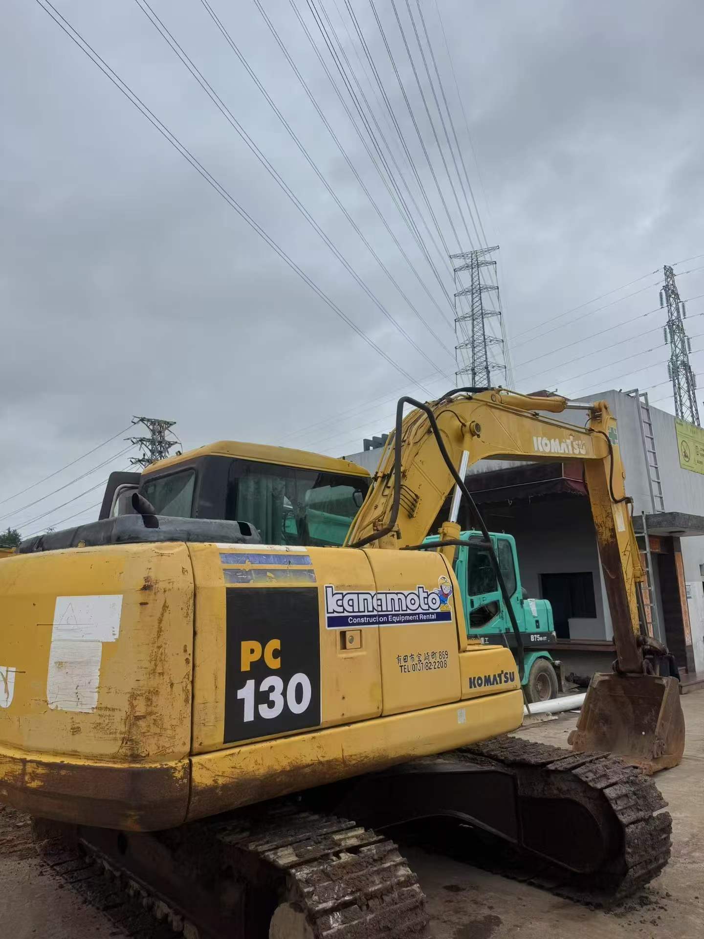 Buy Komatsu PC110-7 Used Excavator / 4 Buy Komatsu PC110-7 Used Excavator / 4