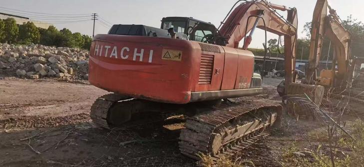 Buy Hitachi EX250-5 Used Excavator / 1
