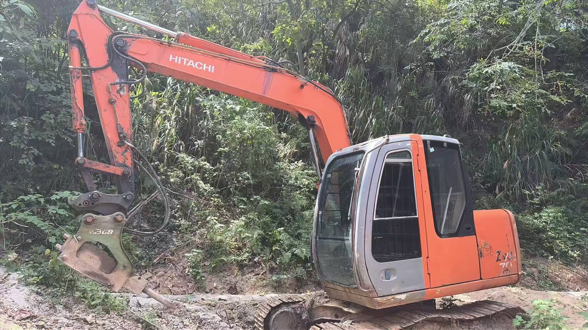 Buy Hitachi EX70 Used Excavator / 6 Buy Hitachi EX70 Used Excavator / 6
