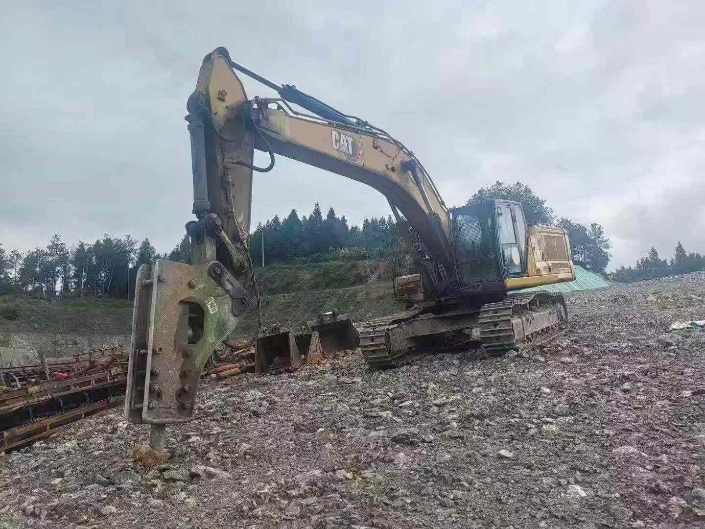 Buy Caterpillar 336E Used Excavator / 2