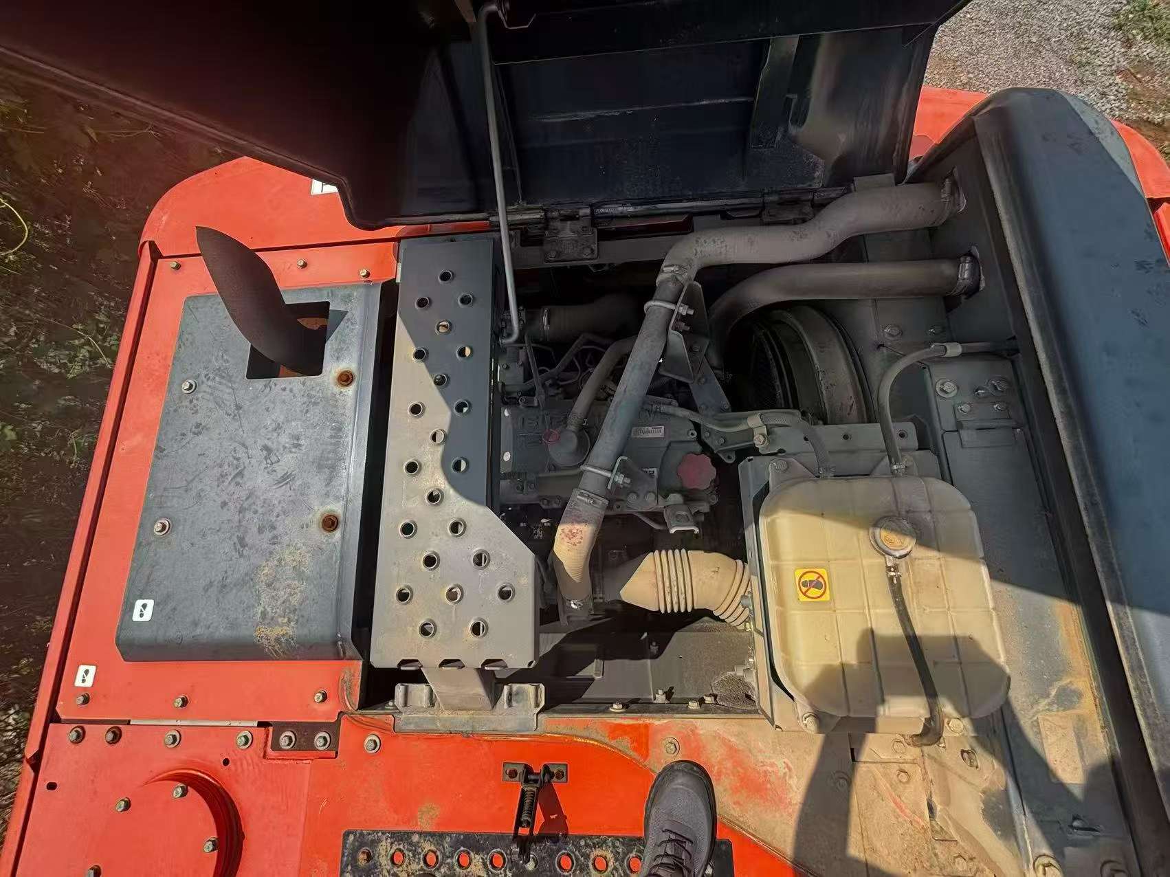 Buy Hitachi EX210-5 Used Excavator / 8