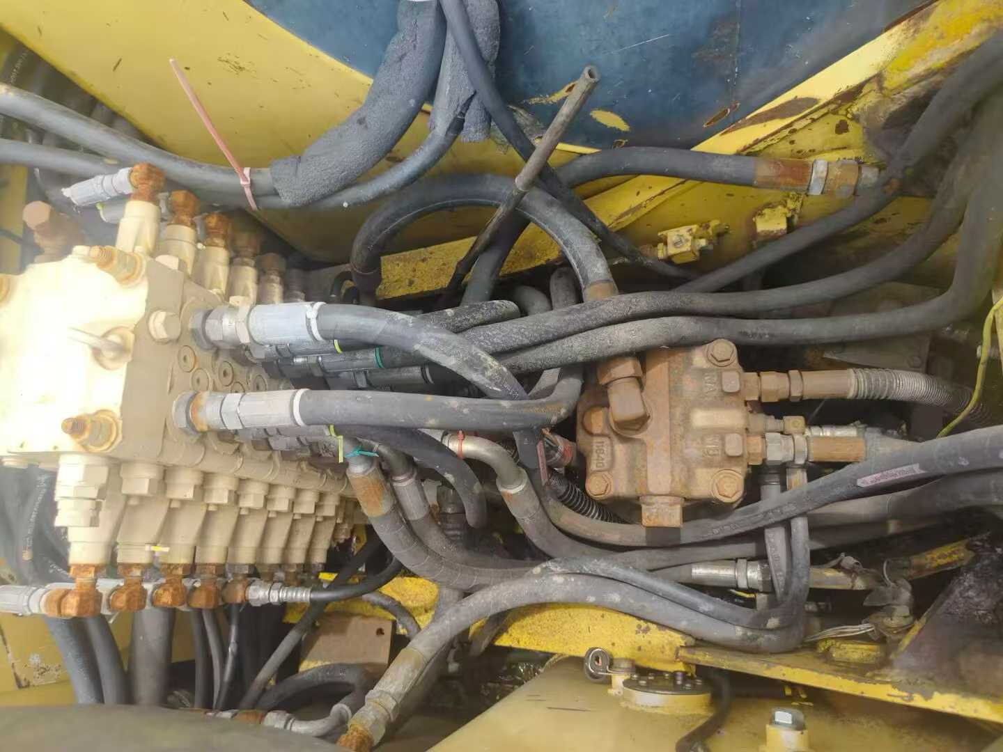 Buy Komatsu PC60-7 Used Excavator / 5 Buy Komatsu PC60-7 Used Excavator / 5