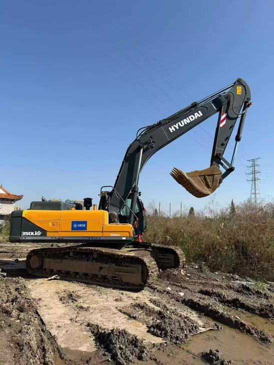 Buy Hyundai R350LVS Used Excavator / 1