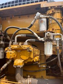 Buy Caterpillar 323 Used Excavator / 5 Buy Caterpillar 323 Used Excavator / 5