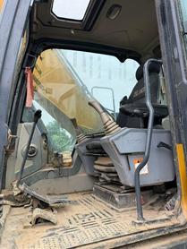 Buy XCMG XE200 Used Excavator / 7 Buy XCMG XE200 Used Excavator / 7