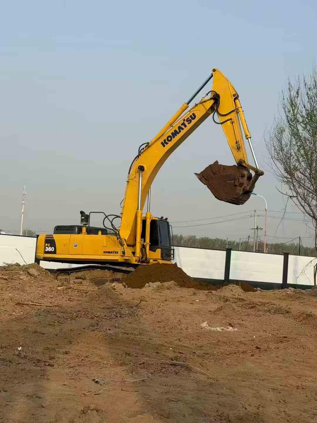 Buy Komatsu PC360-7 Used Excavator / 1