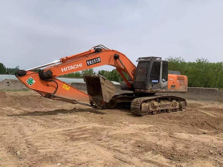 Buy Hitachi ZX270-3 Used Excavator / 1