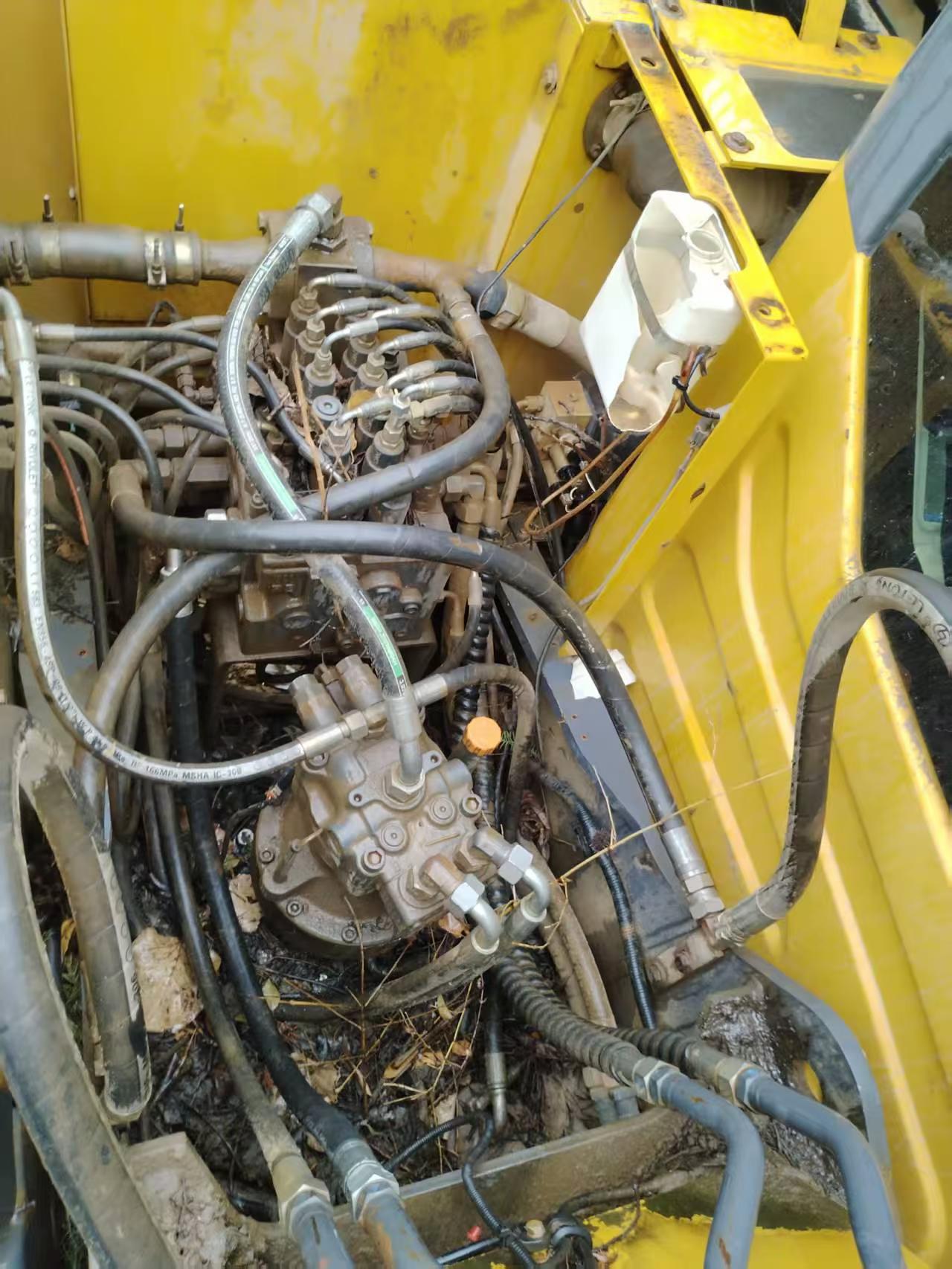 Buy XCMG XE150 Used Excavator / 4 Buy XCMG XE150 Used Excavator / 4