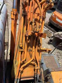 Buy Hitachi ZX200-6 Used Excavator / 2 Buy Hitachi ZX200-6 Used Excavator / 2
