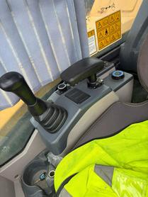 Buy XCMG XE60 Used Excavator / 2 Buy XCMG XE60 Used Excavator / 2