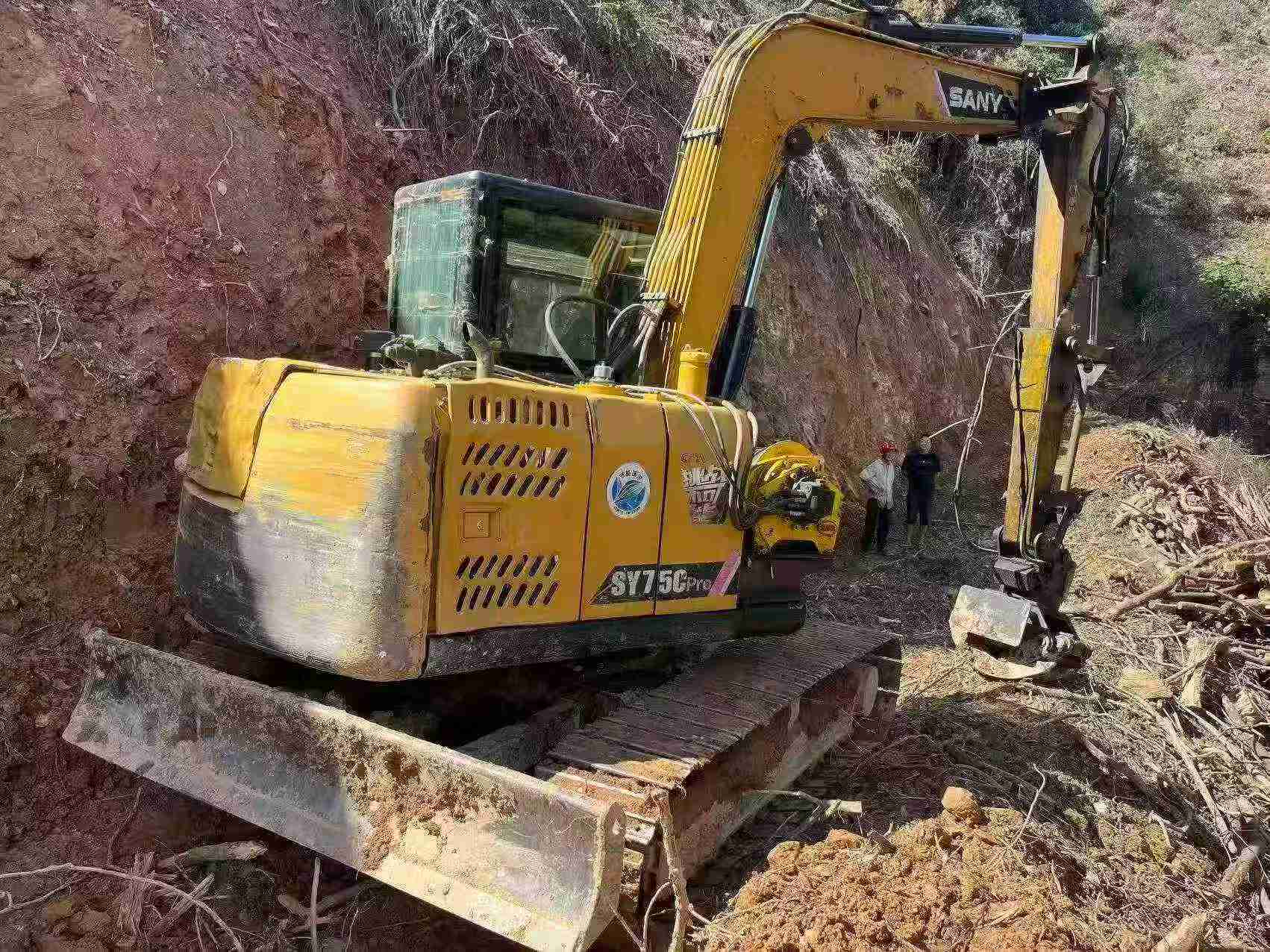 Buy Sany SY75 Used Excavator / 3