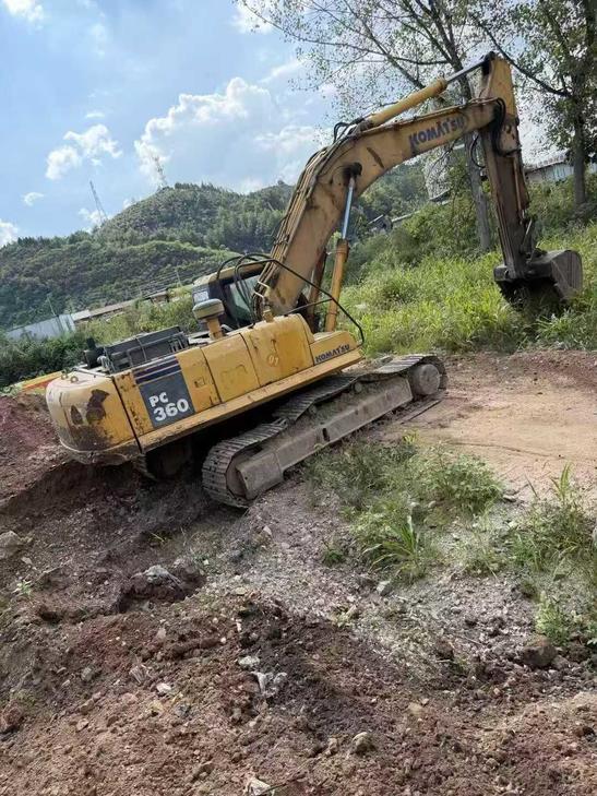 Buy Komatsu PC360-7 Used Excavator / 1