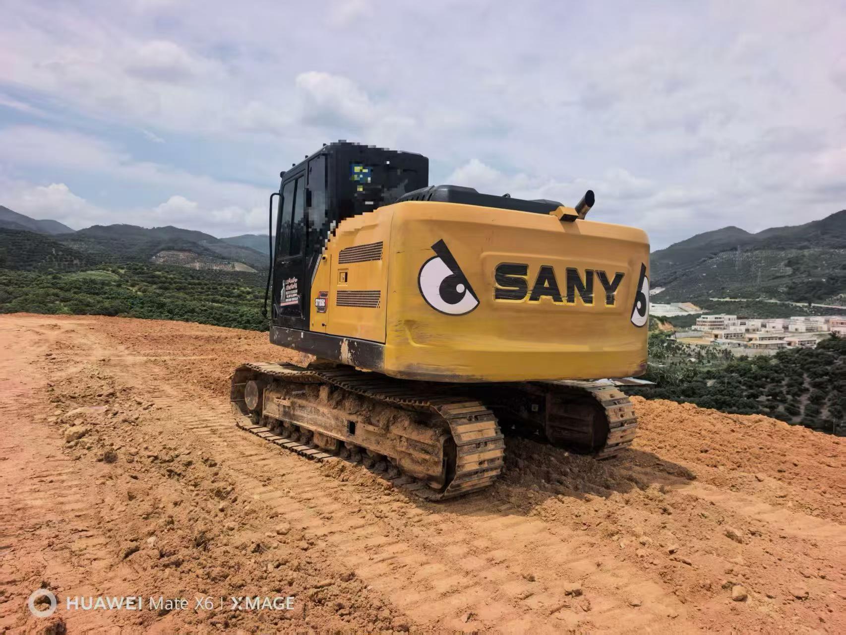 Buy Sany SY135 Used Excavator / 3