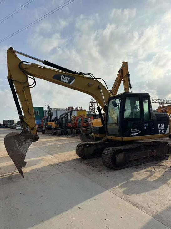 Buy Caterpillar Used Excavator / 1