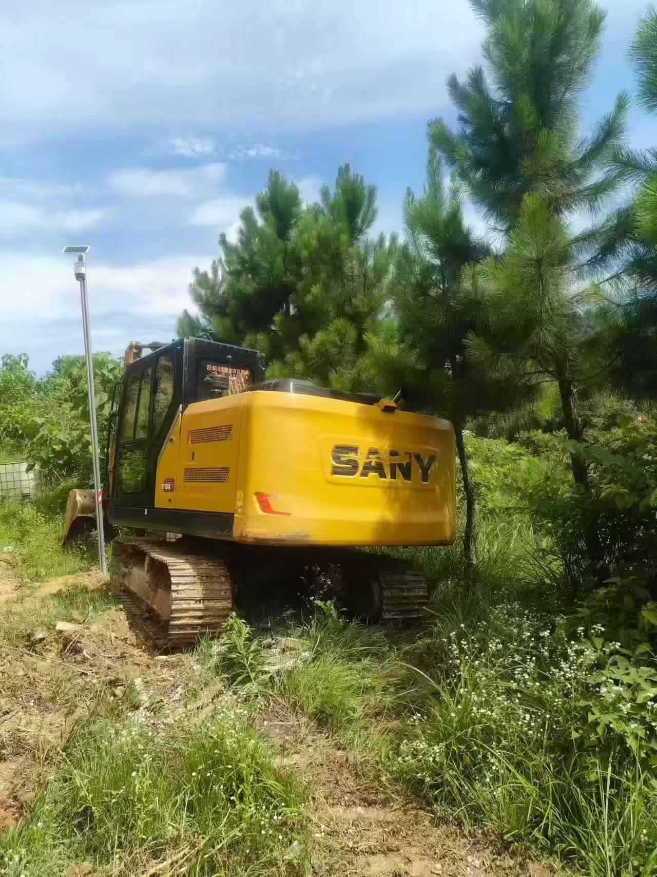 Buy Sany SY135 Used Excavator / 3