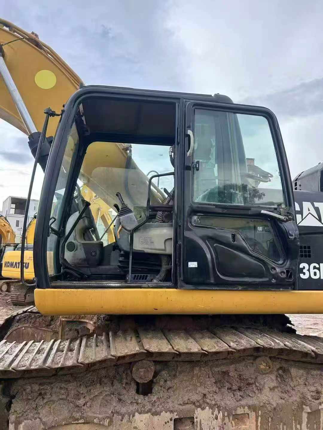 Buy Caterpillar 336E Used Excavator / 5