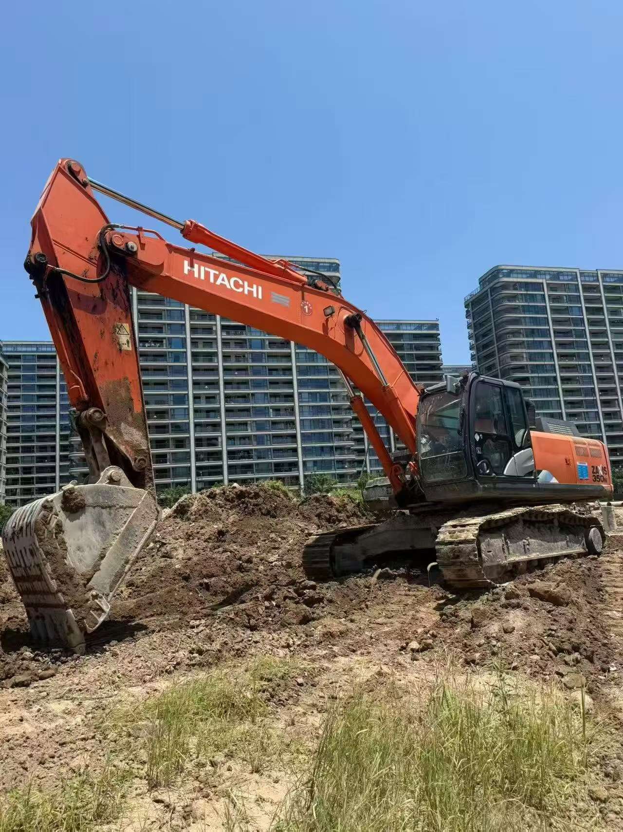 Buy Hitachi ZX330-5A Used Excavator / 6