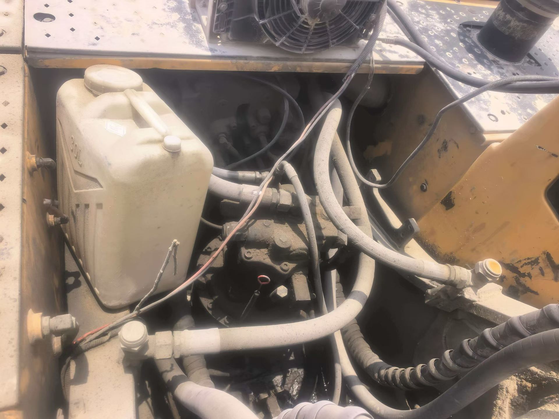 Buy Hyundai R385LC-9 Used Excavator / 3