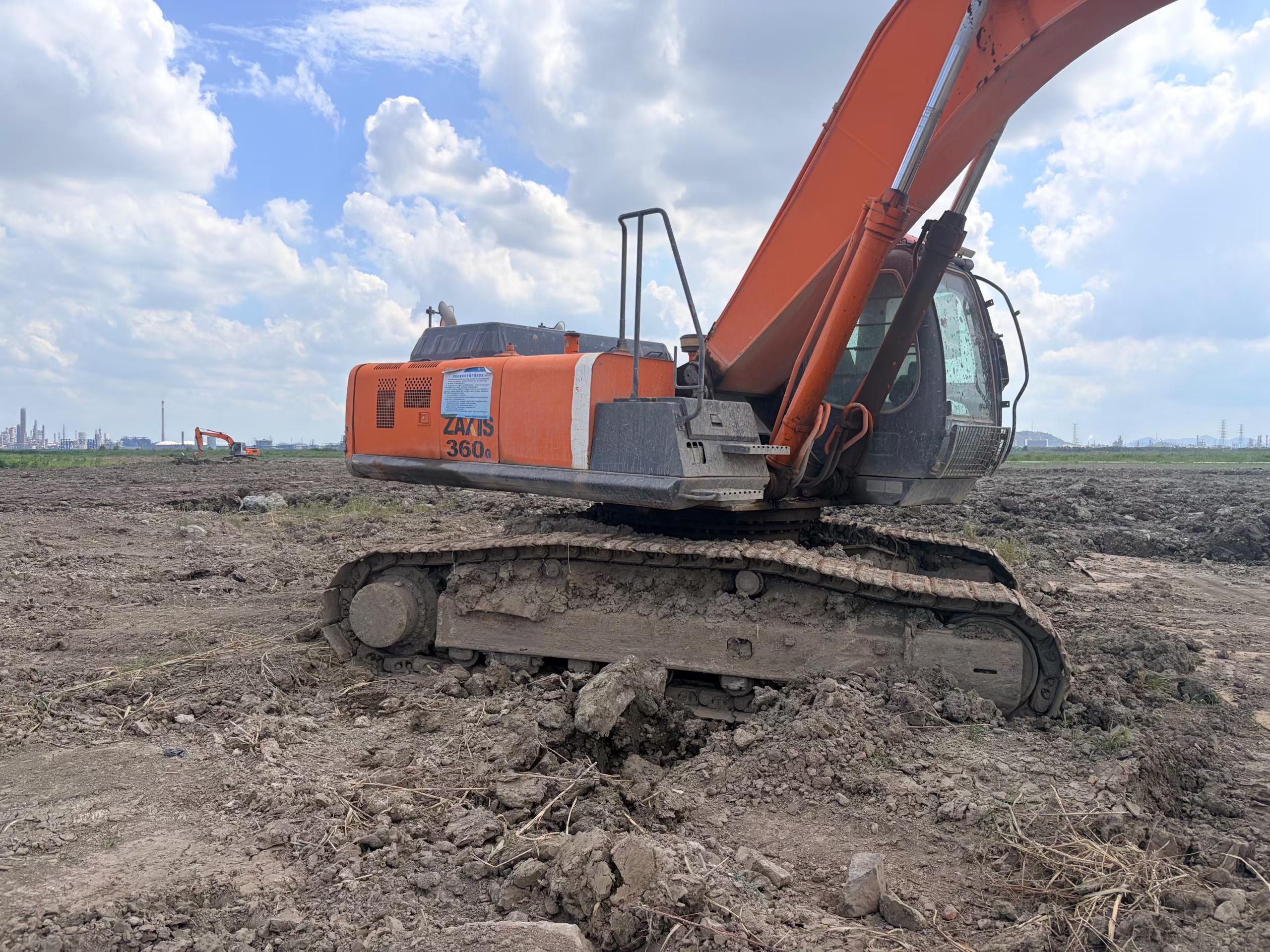 Buy Hitachi EX360-5 Used Excavator / 7