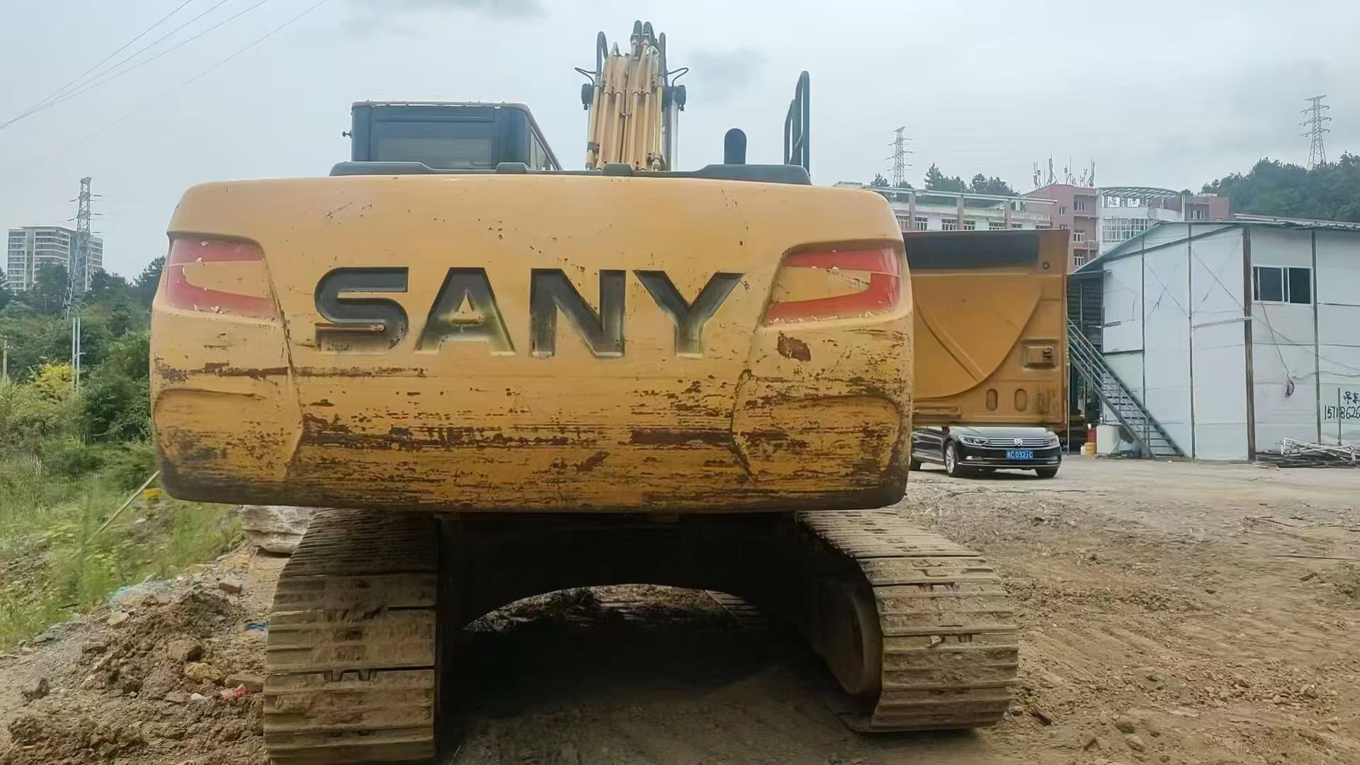 Buy Sany SY215C Used Excavator / 2