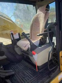 Buy Komatsu PC220 Used Excavator / 3 Buy Komatsu PC220 Used Excavator / 3