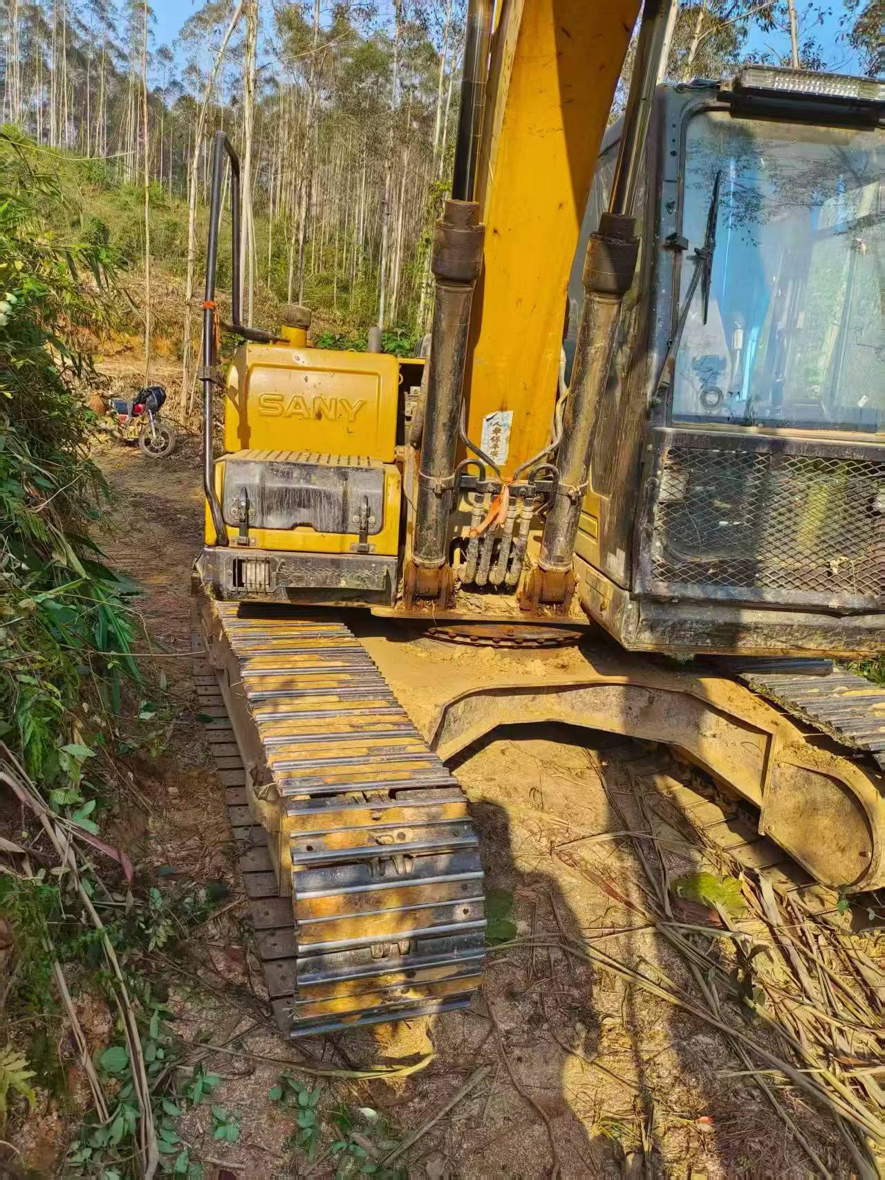 Buy Sany SY155C Used Excavator / 3
