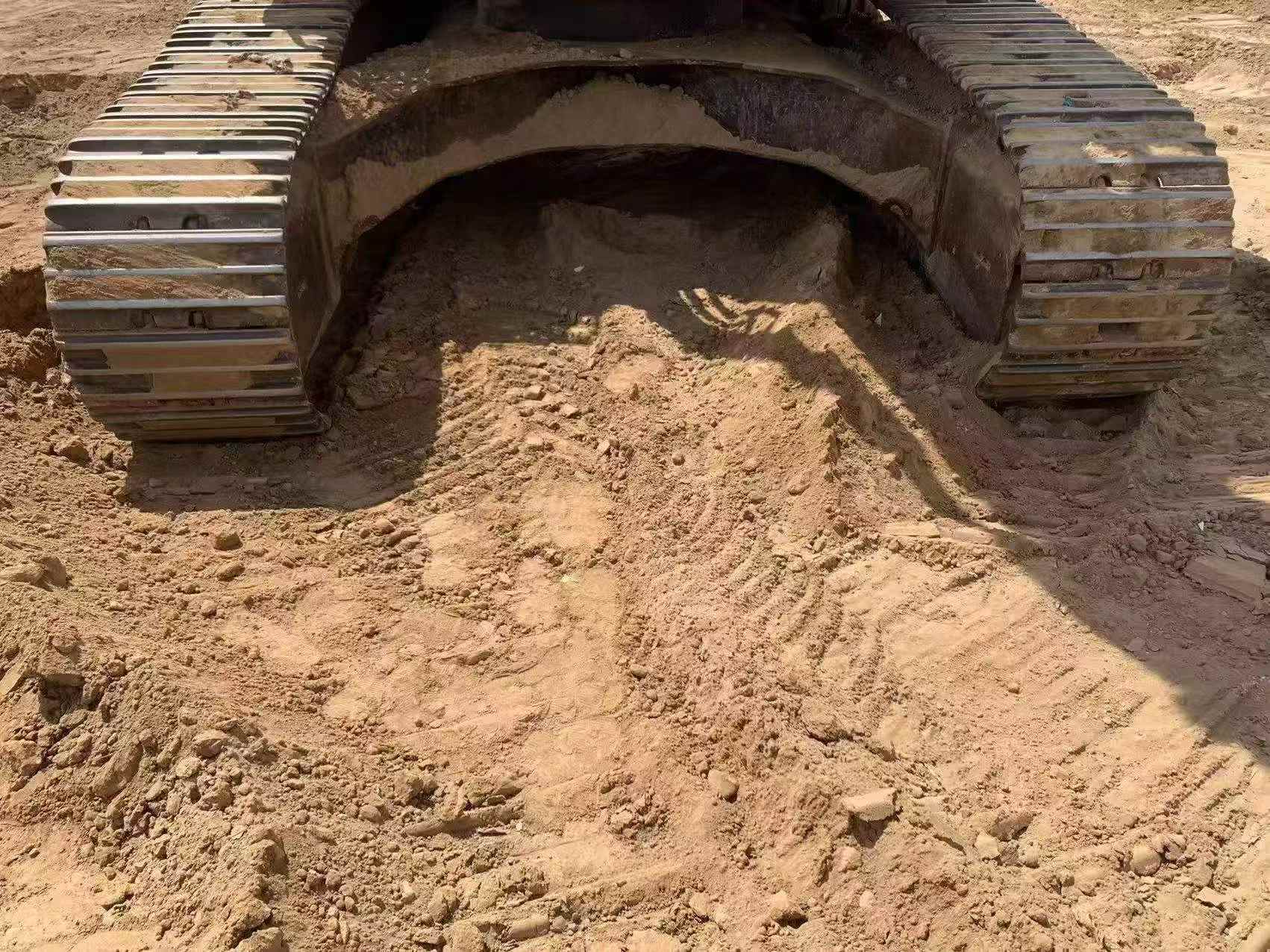 Buy Hitachi ZX270-3 Used Excavator / 8