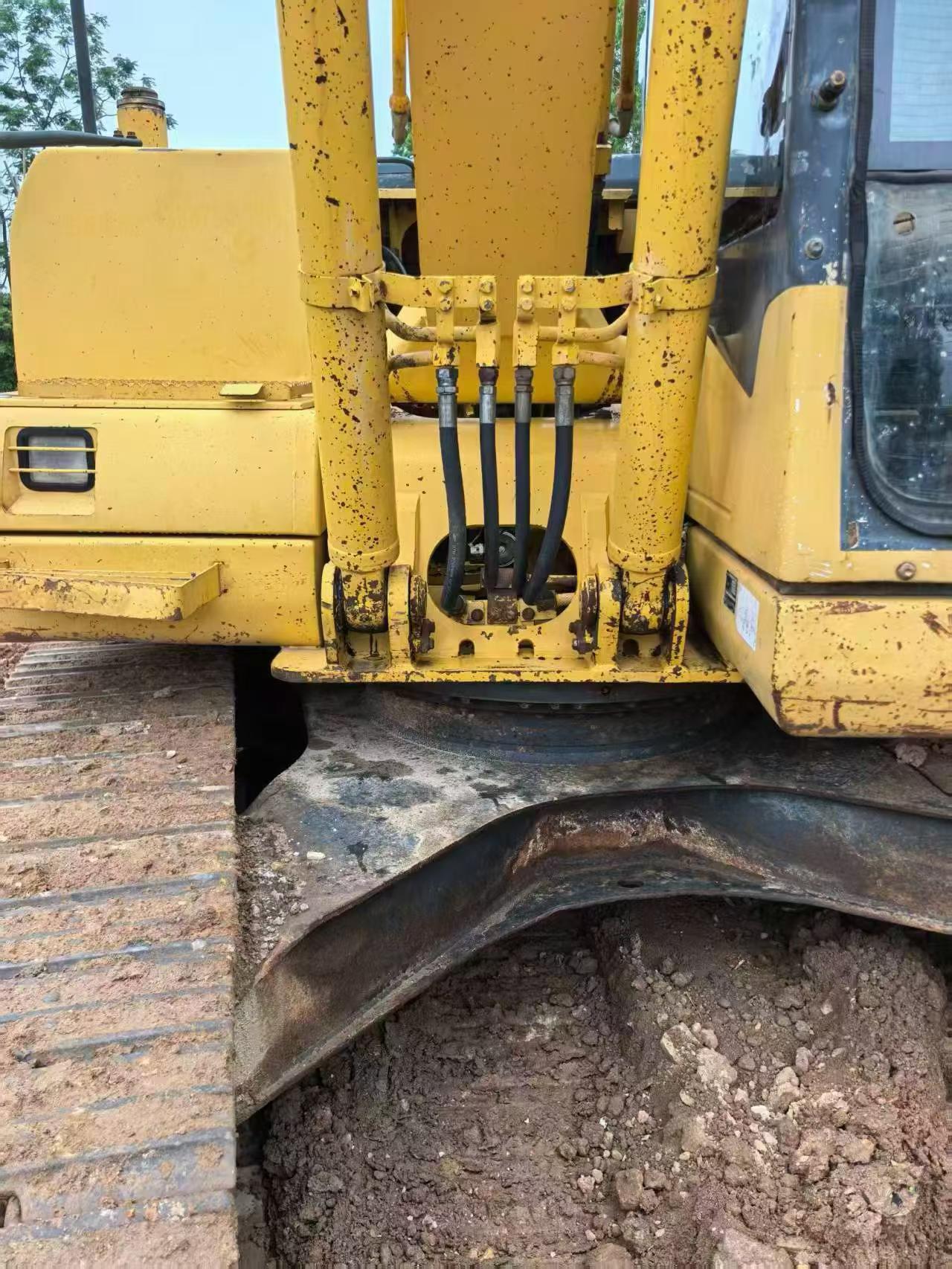 Buy Komatsu PC130-7 Used Excavator / 5 Buy Komatsu PC130-7 Used Excavator / 5
