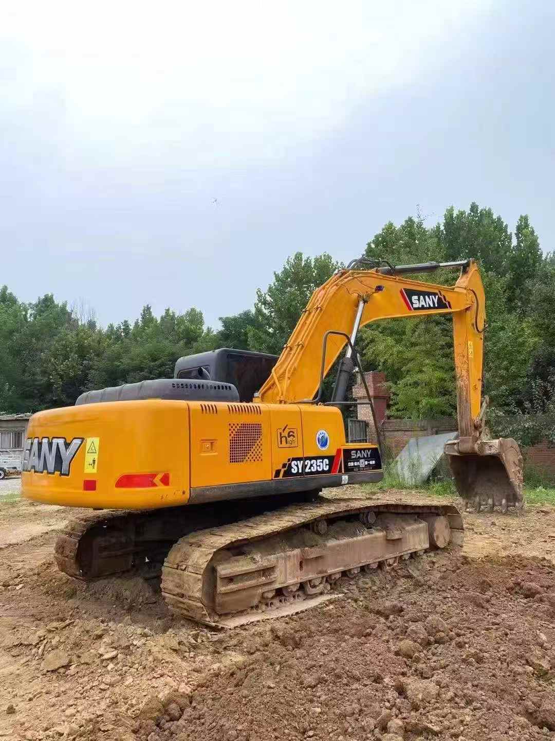 Buy Sany SY235C Used Excavator / 2