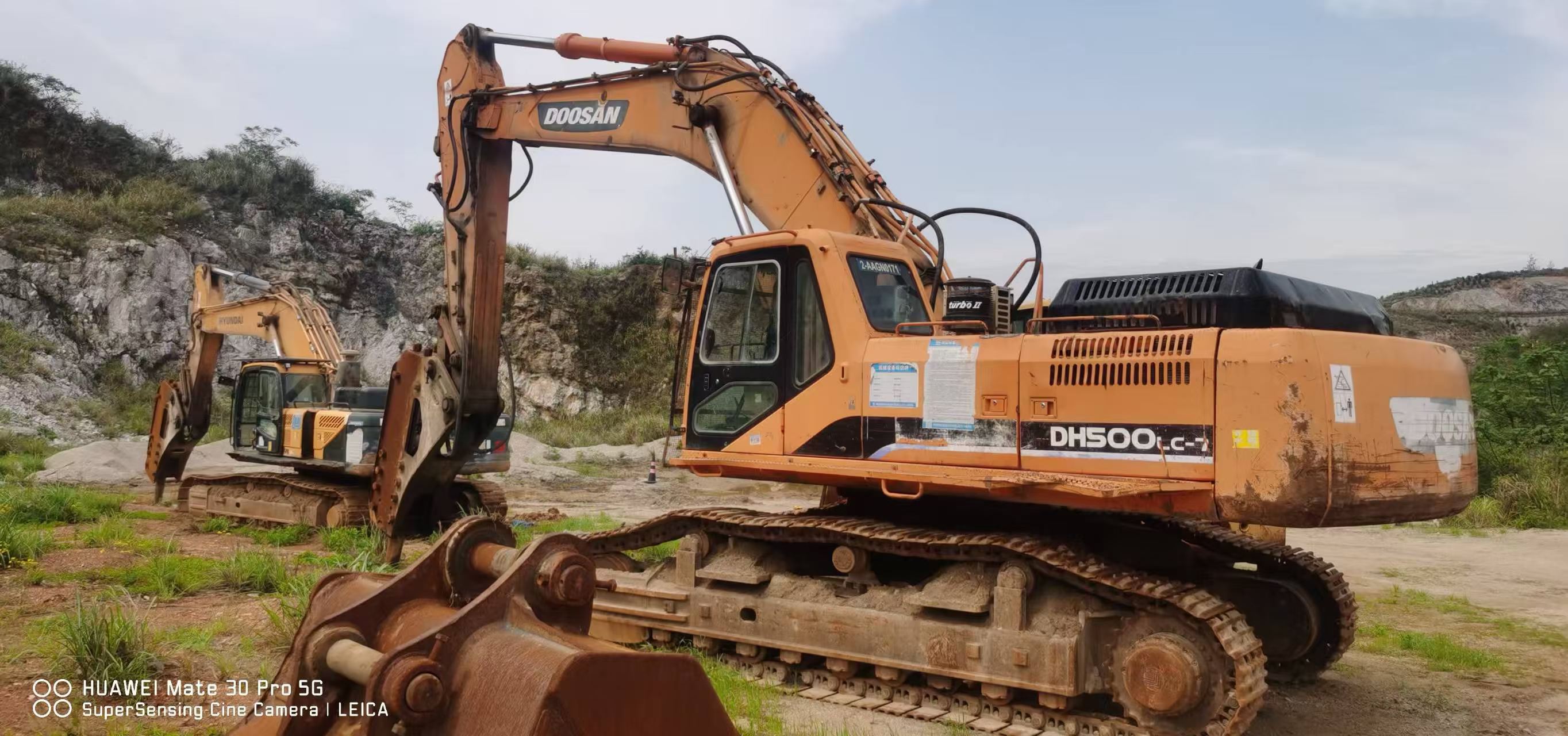Buy Doosan DH500 Used Excavator / 1