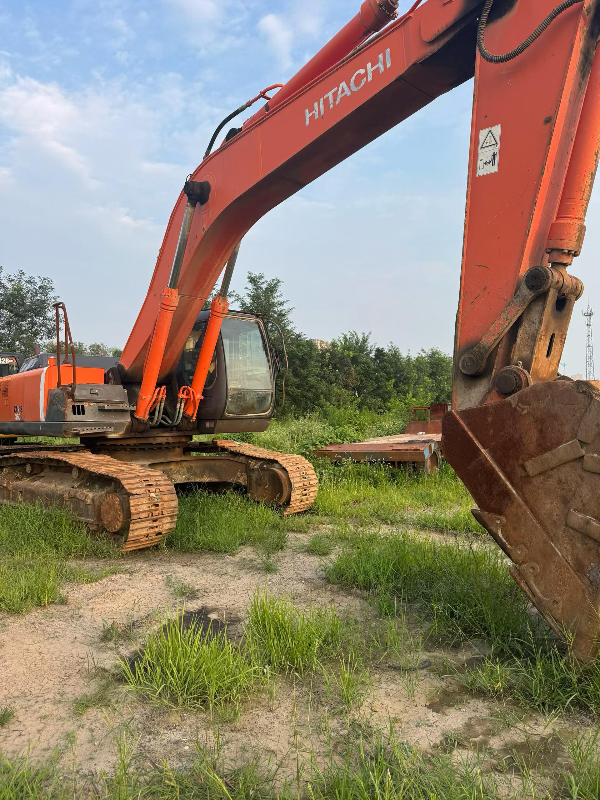 Buy Hitachi ZX330-3G Used Excavator / 3