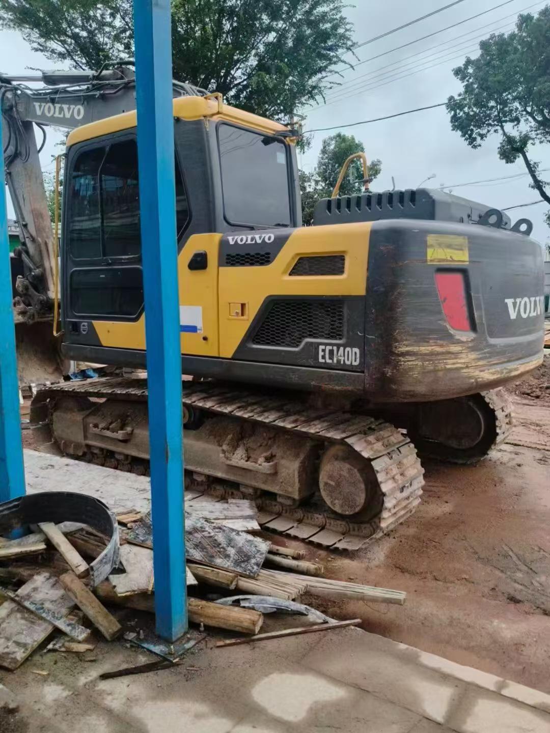 Buy Volvo L120E Used Excavator / 5