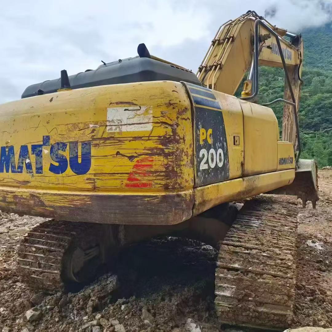 Buy Komatsu Used Excavator / 2