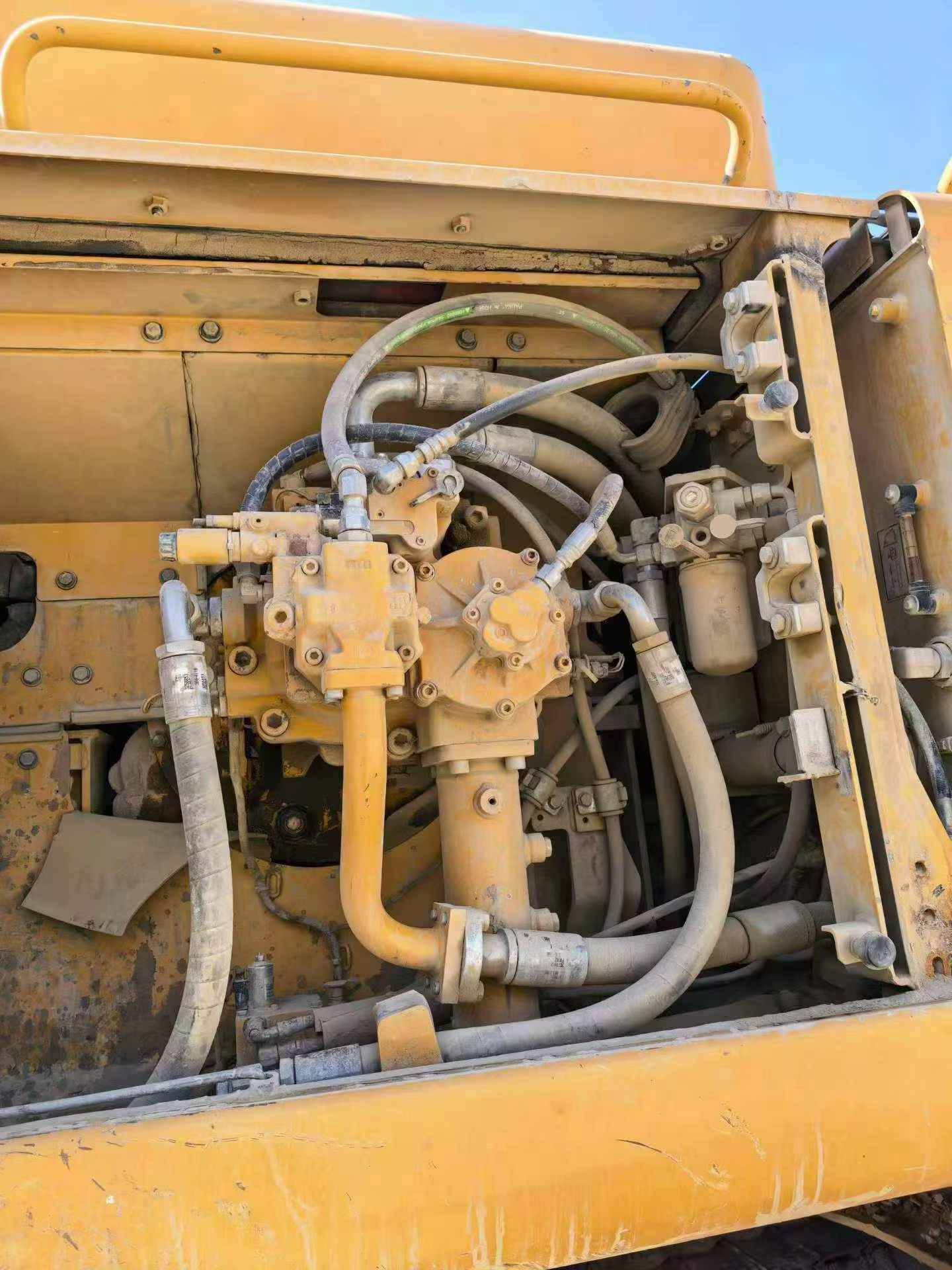 Buy Caterpillar 349E Used Excavator / 3